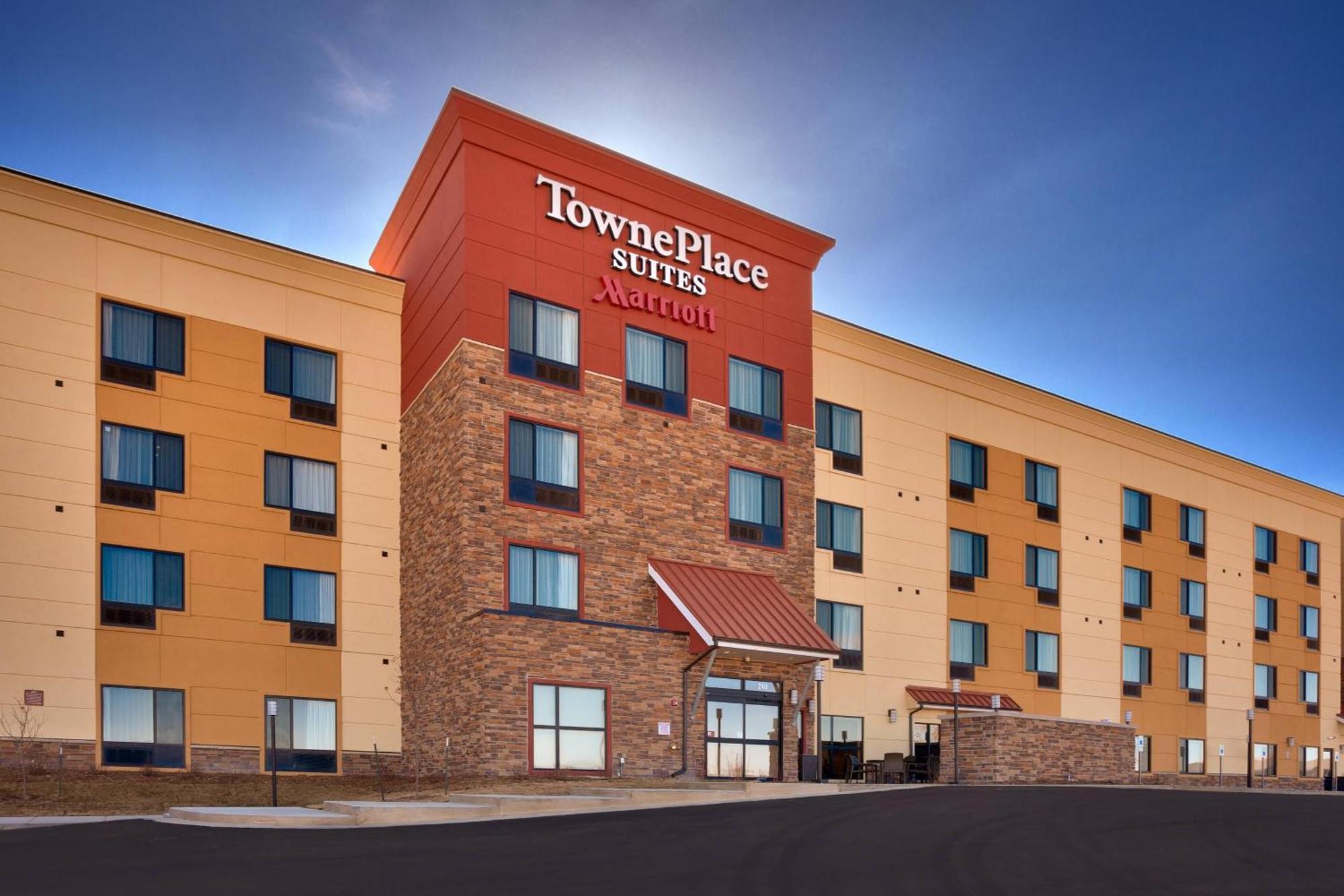 Towneplace Suites By Marriott Dickinson Bagian luar foto