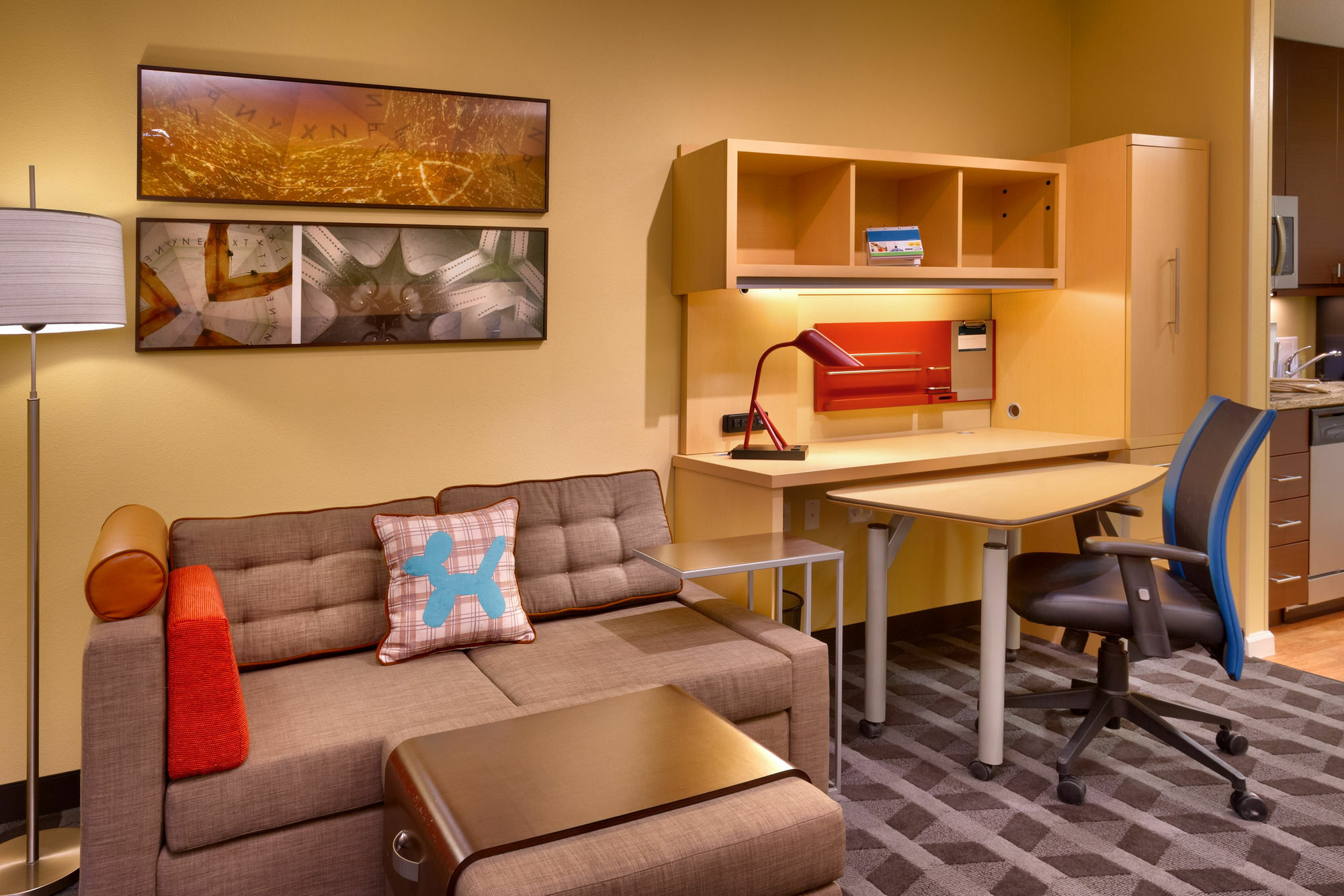 Towneplace Suites By Marriott Dickinson Bagian luar foto